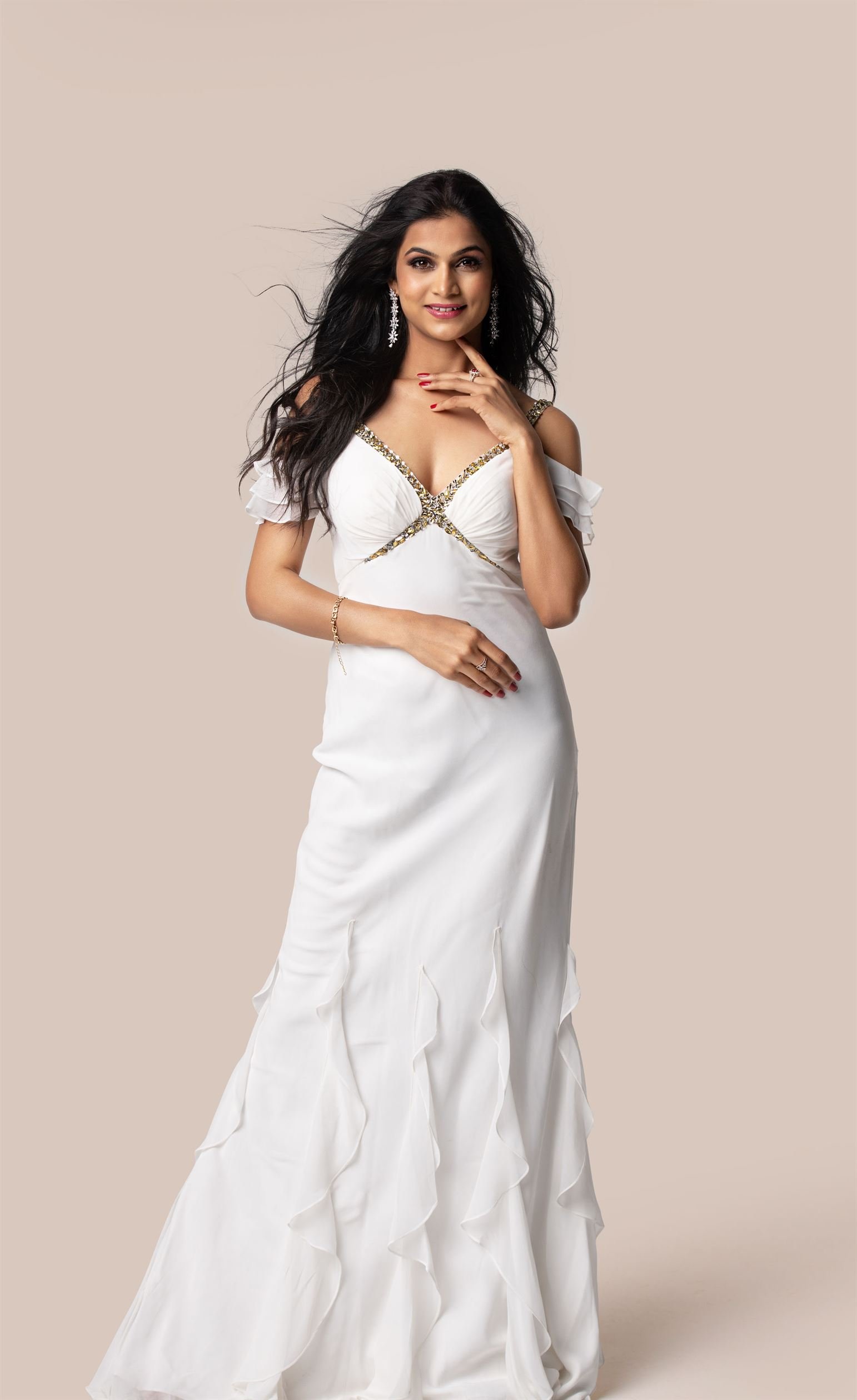 With her magnetic looks and versatility, Soni is a sought-after model for magazines, runway shows, and brand campaigns. Hire her to be the face of your next project.